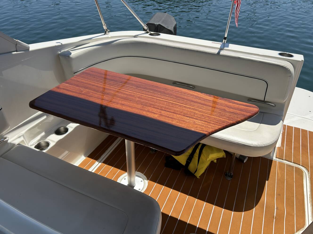 A photo of this 2011 Bayliner 285 Cruiser