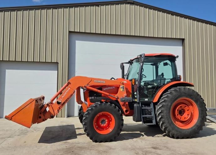 2016 KUBOTA M126GX in Morrill, KS