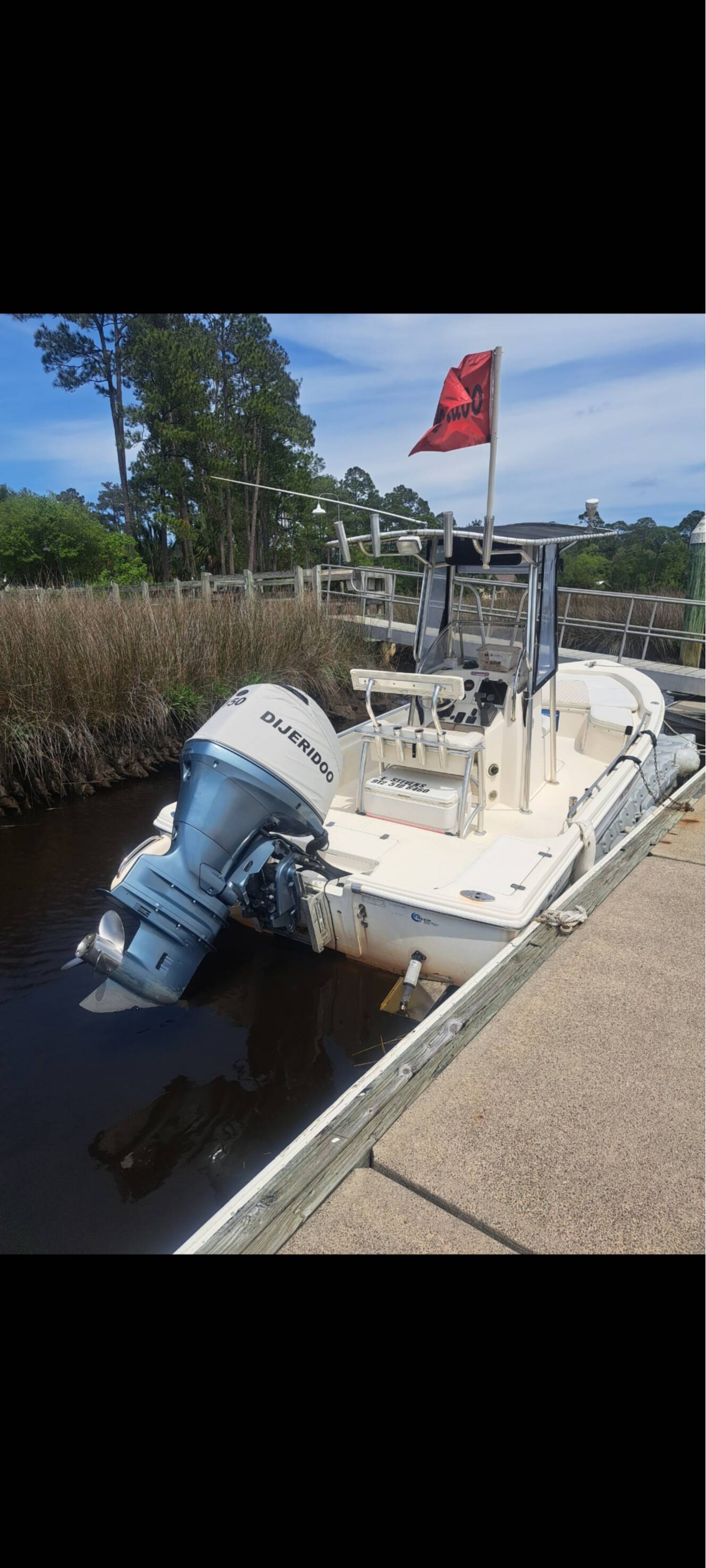 A photo of this 2005 Scout 220 Bay Scout