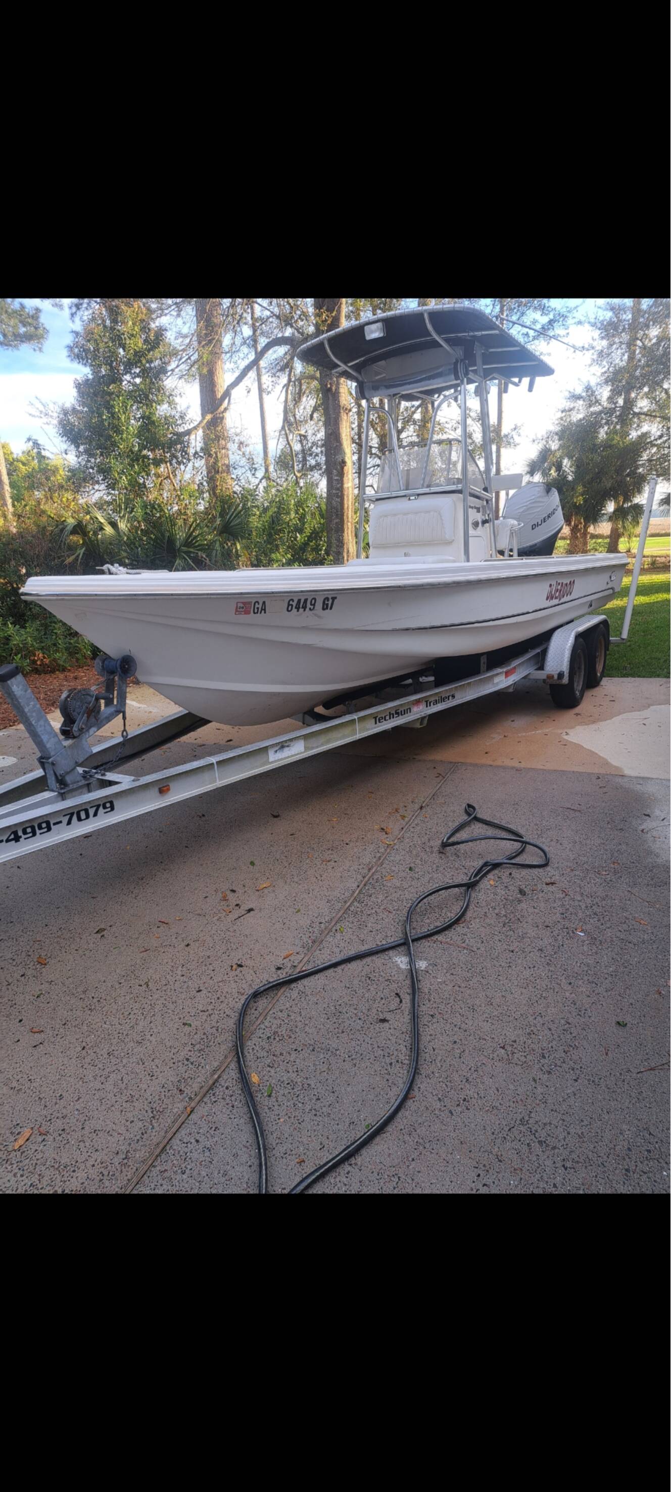 A photo of this 2005 Scout 220 Bay Scout