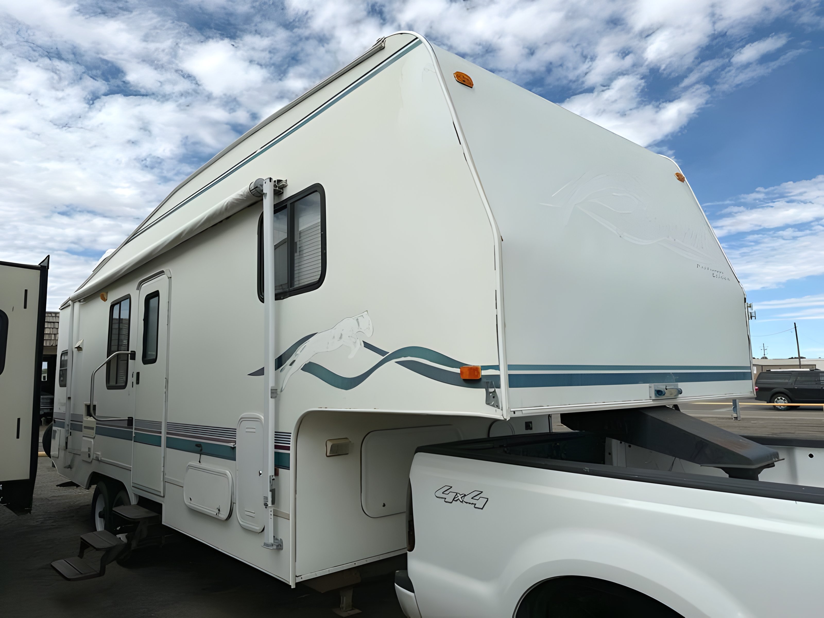 1998 Fleetwood Prowler 27-5J in cody WY