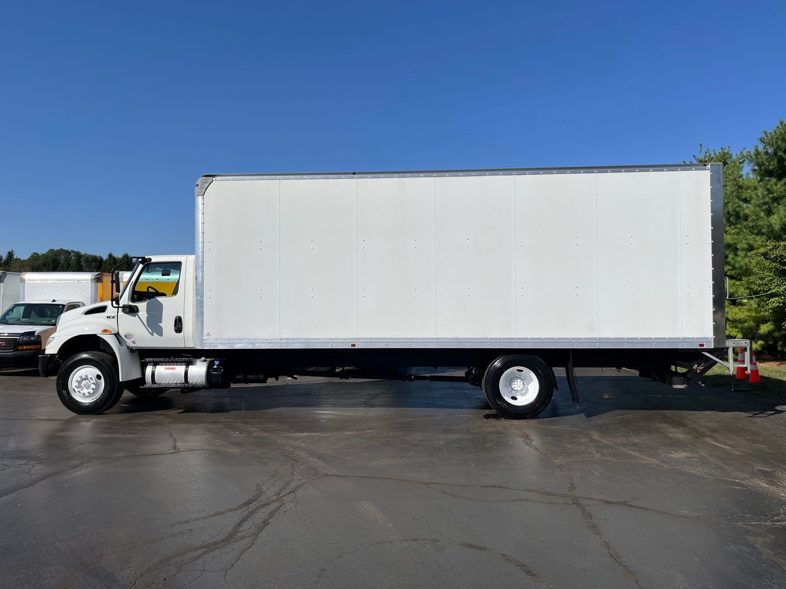2020 International MV607 MV photo 2