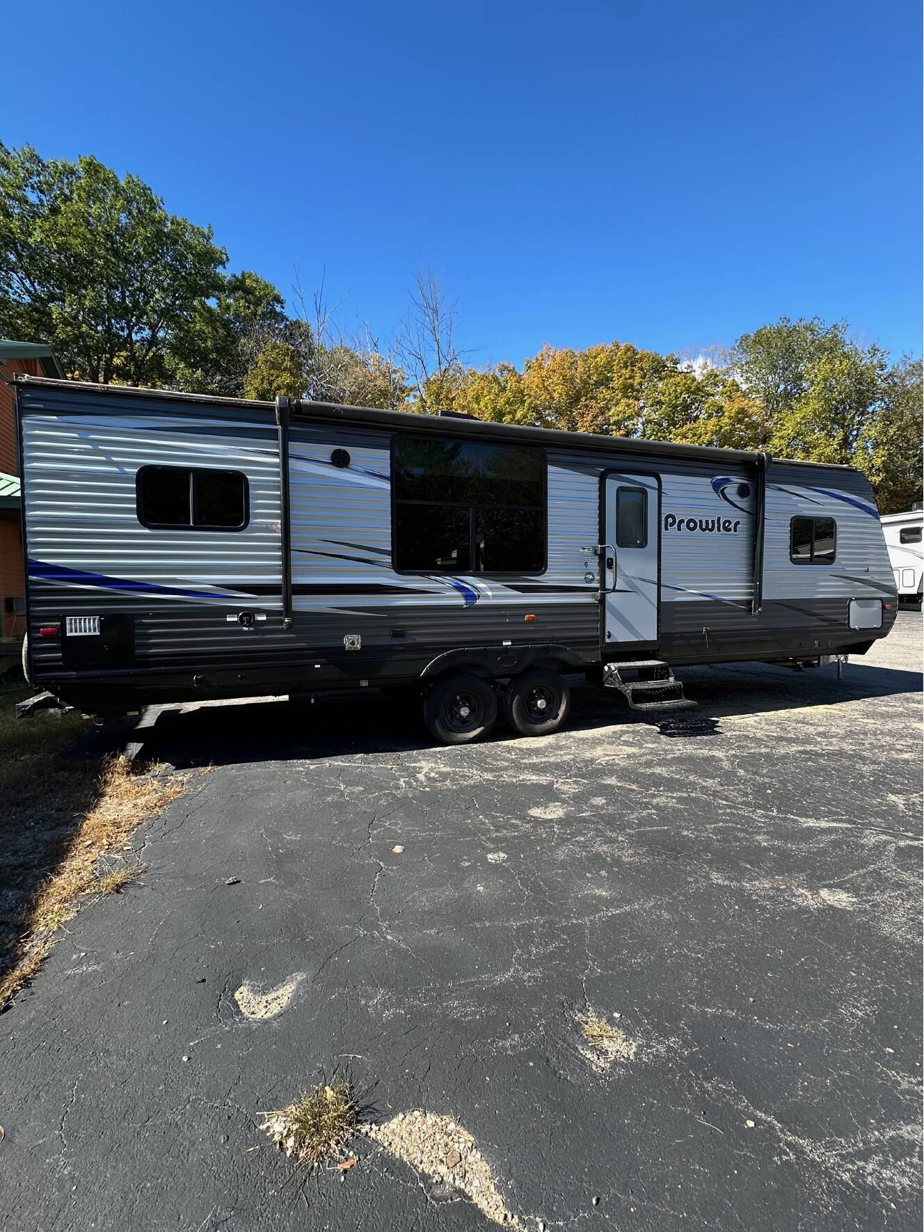 A photo of this 2019 Heartland PROWLER 29RKS