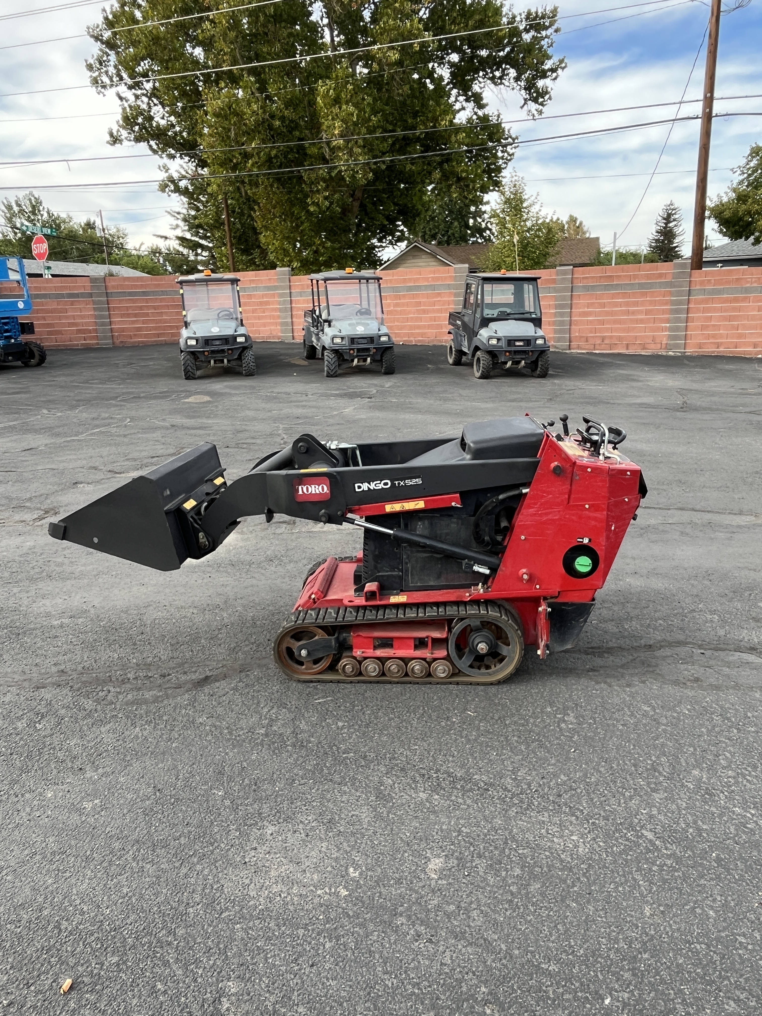 2021 TORO DINGO TX525 in West Richland, WA
