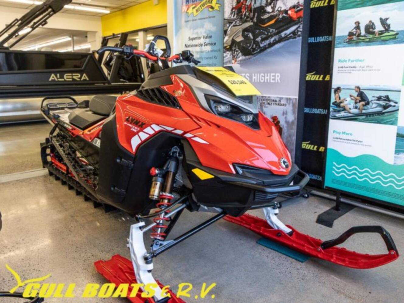 A photo of this 2026 Ski-Doo LYNX SDTD SHREDDER 3900