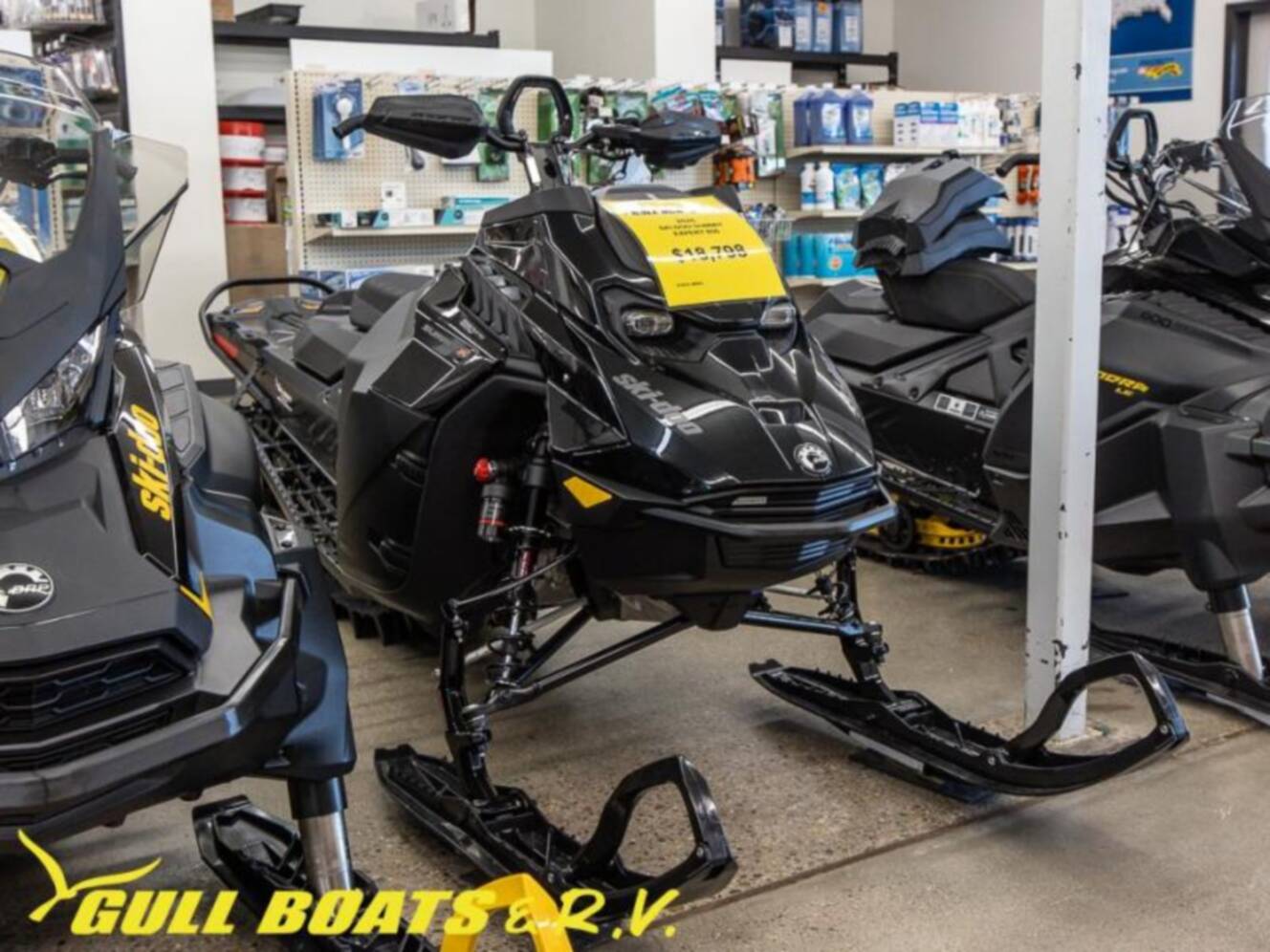 A photo of this 2026 Ski-Doo Summit TGTB X EXP 154