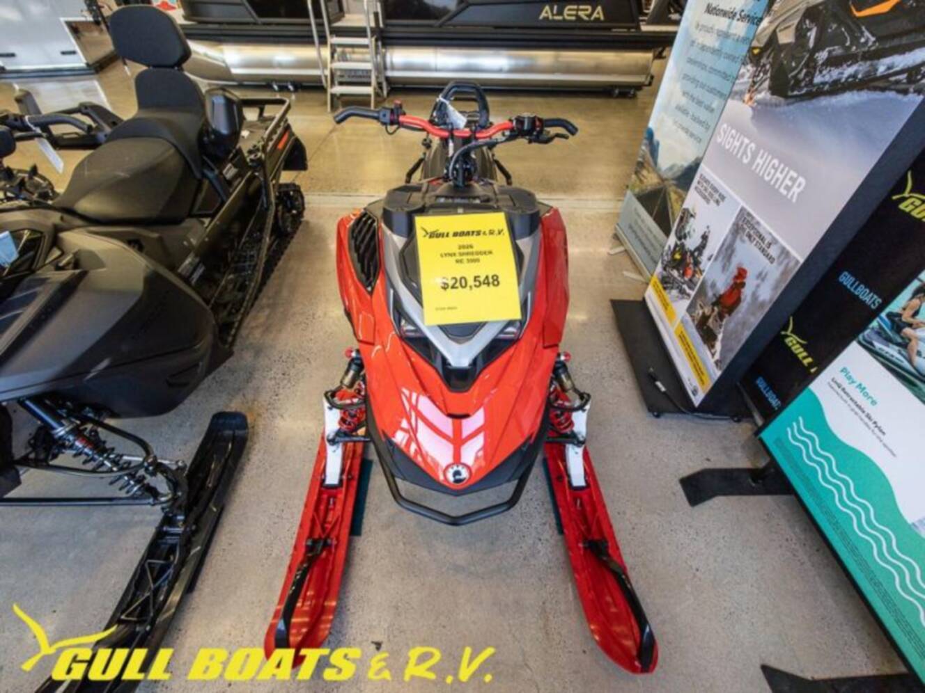 A photo of this 2026 Ski-Doo LYNX SDTD SHREDDER 3900