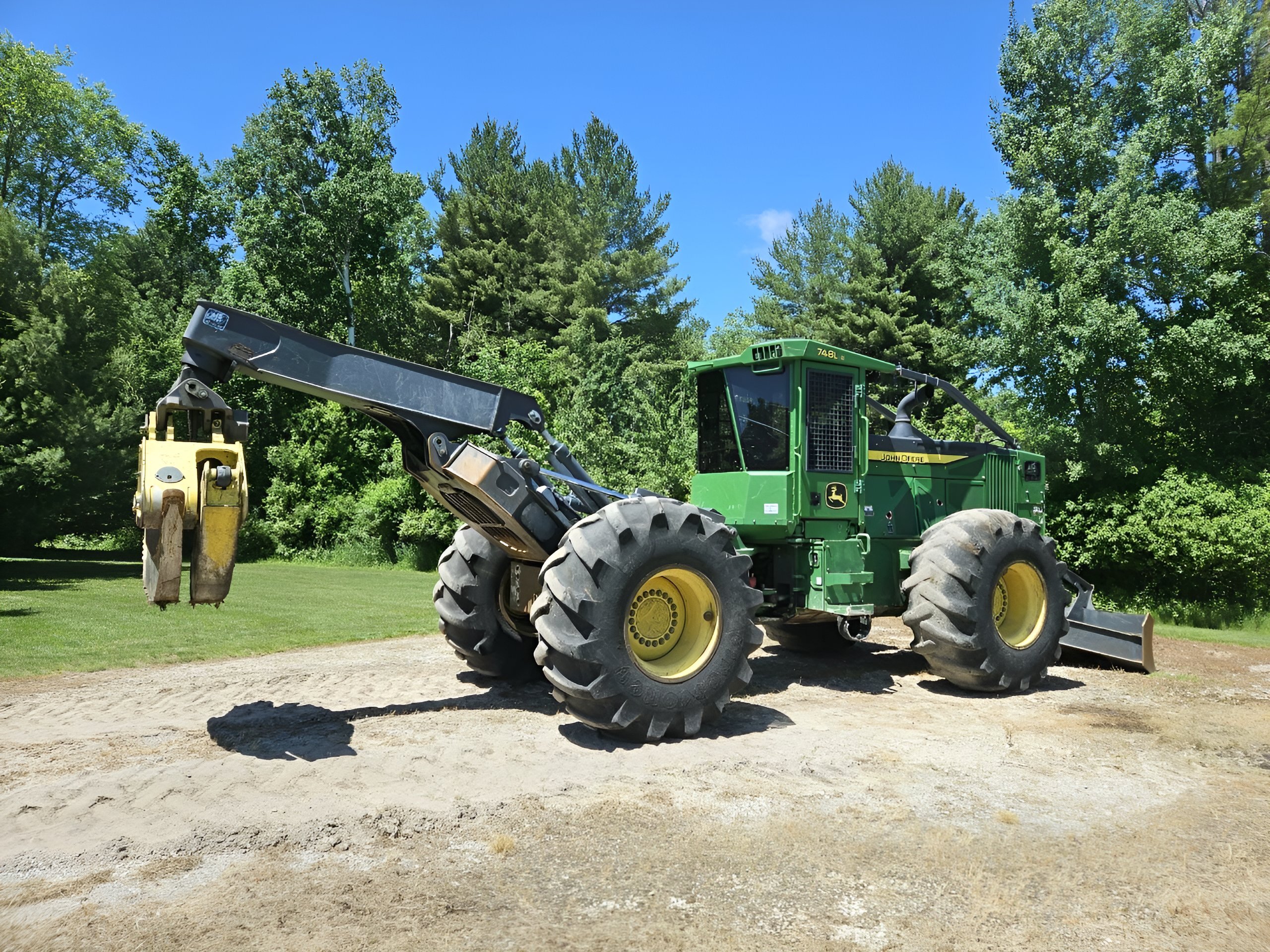 2018 John Deere 748L in Lansing, MI