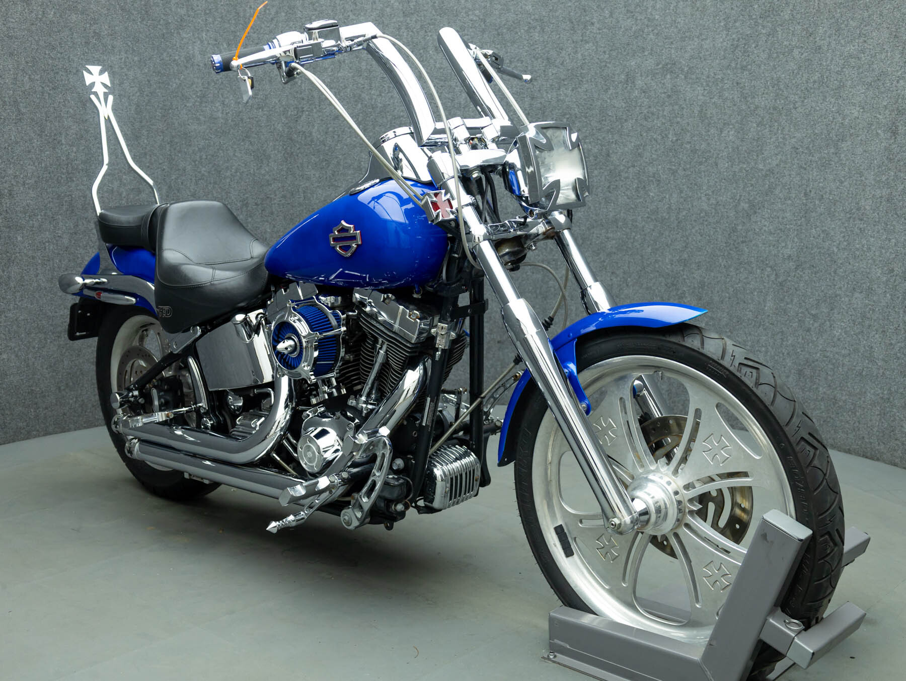 Harley-Davidson ソフテイルデラックス2004純正 FLSTN ソフテイル・デラックス(2004年09月)のカタログ