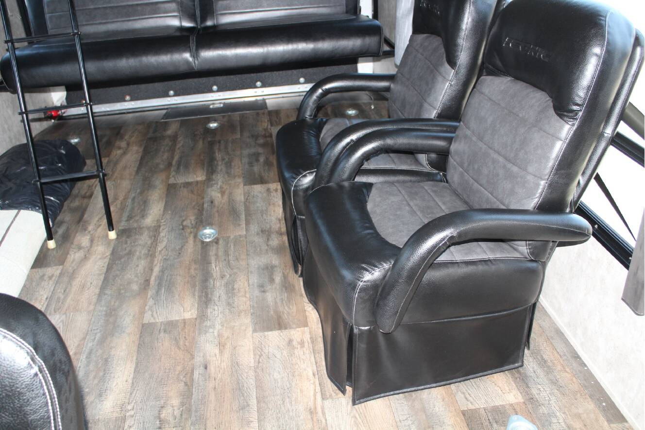A photo of this 2018 Eclipse Recreational Vehicles Iconic 3926CL