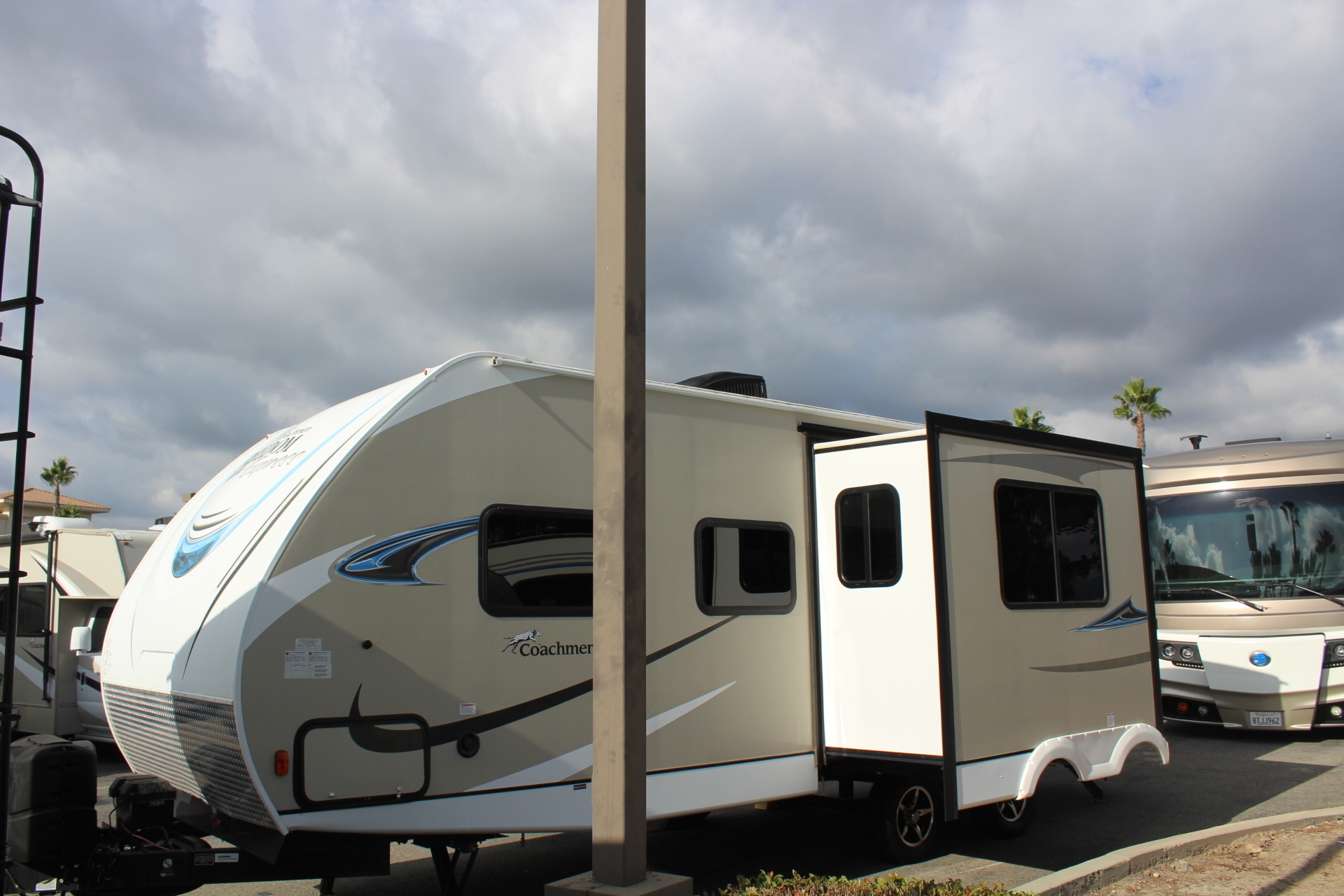 2019 Coachmen Freedom Express Ultra Lite 246 RKS in rancho santa margarita CA