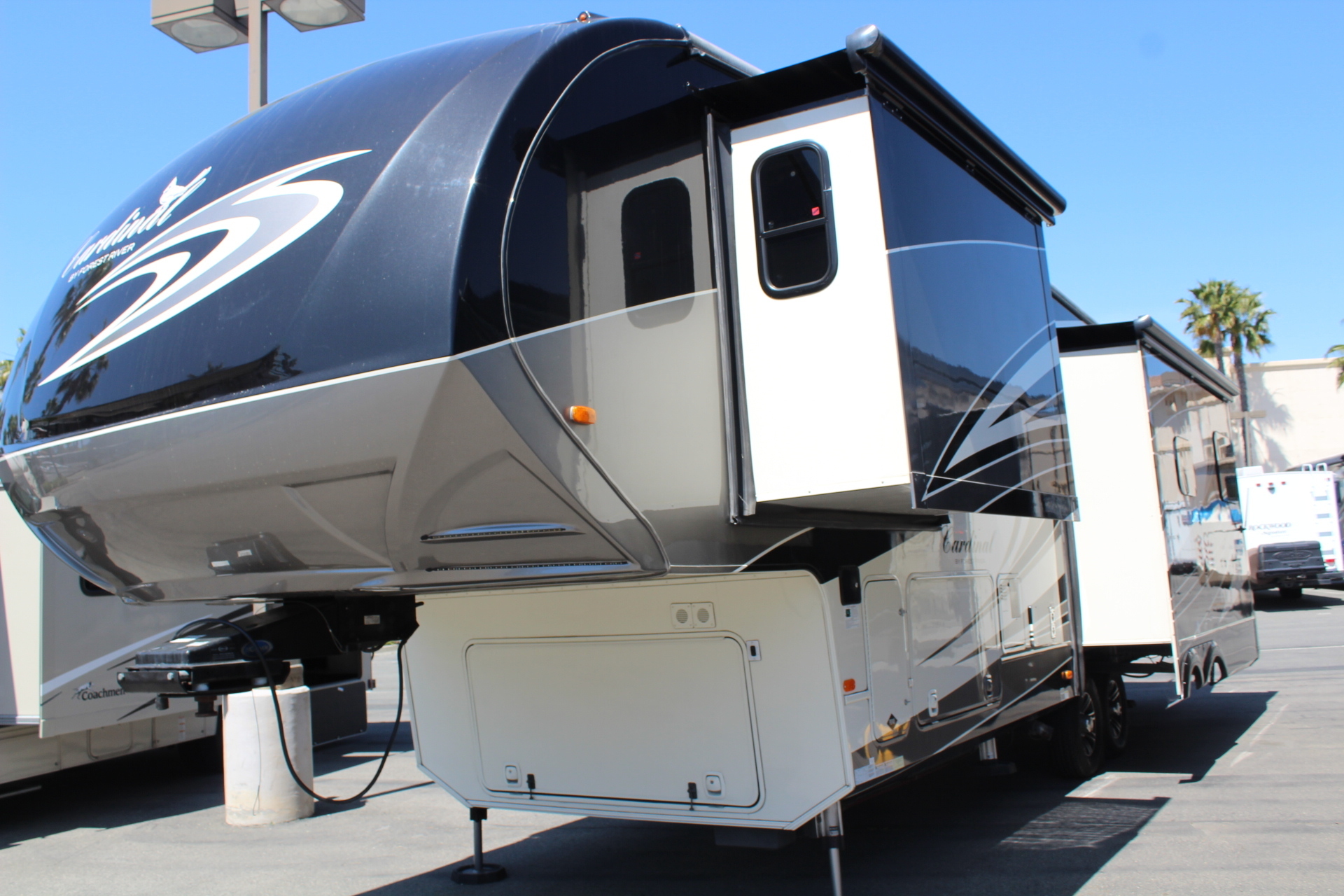 2016 Forest River CARDINAL 3250RL in rancho santa margarita CA