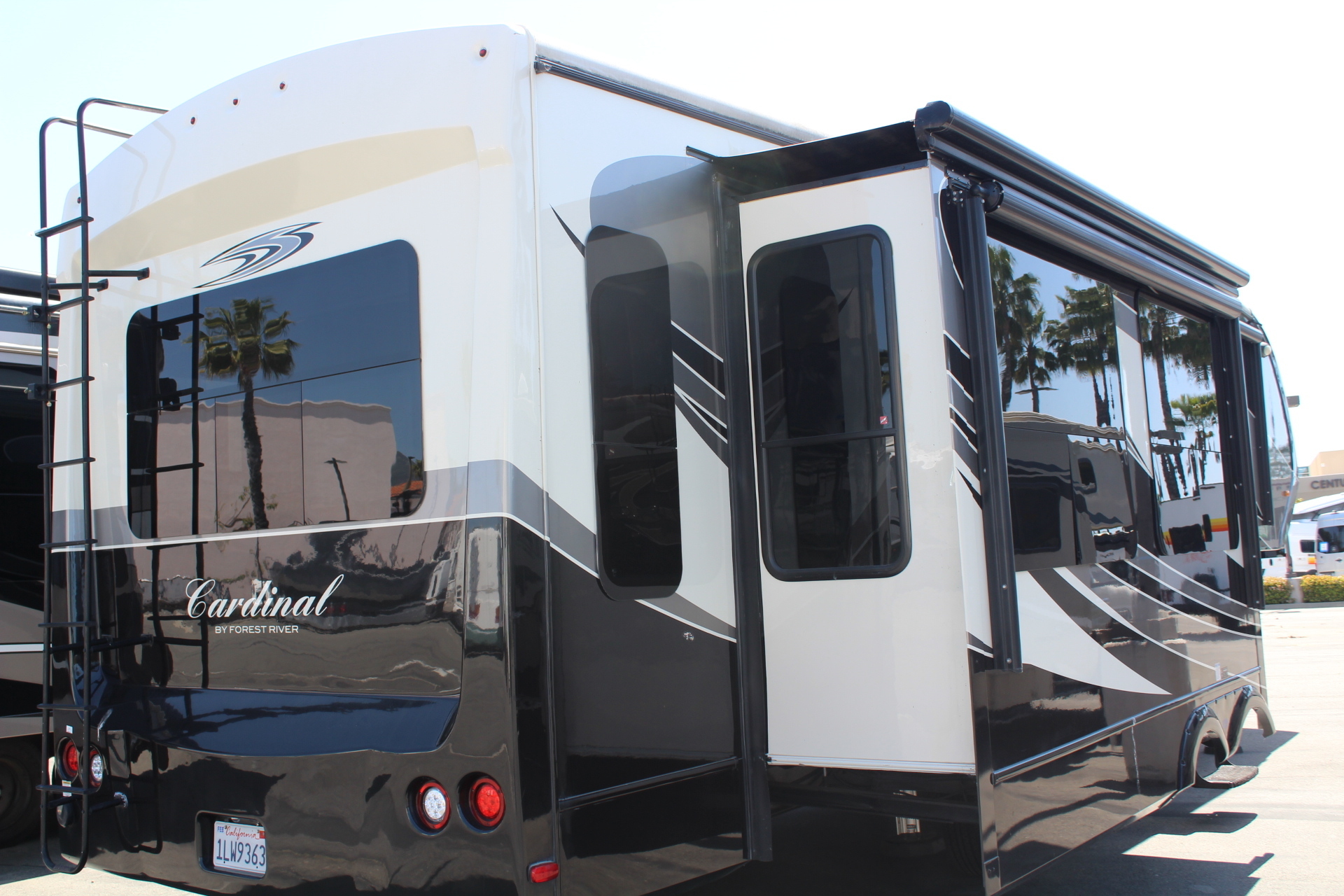 2016 Forest River CARDINAL 3250RL in rancho santa margarita CA