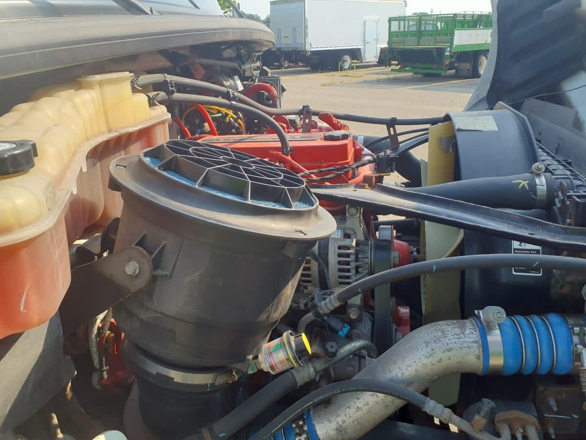 2019 Freightliner M2 106 Medium Duty photo 4