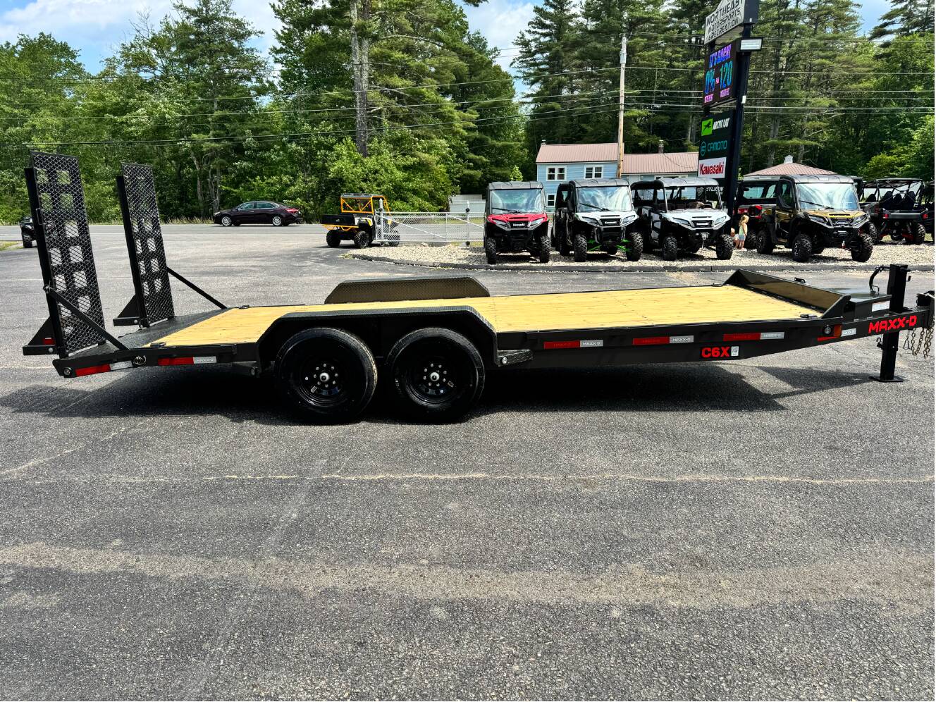A photo of this 2026 Maxx-D C6B8320