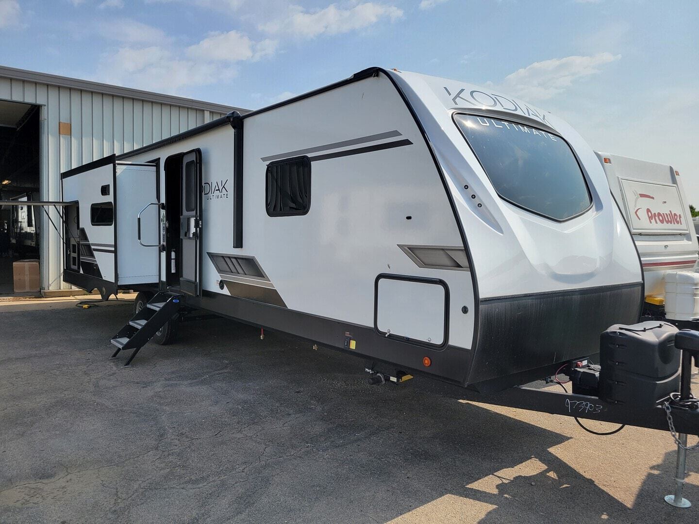 2022 Kodiak Ultimate 3221RLSS in rock falls IL