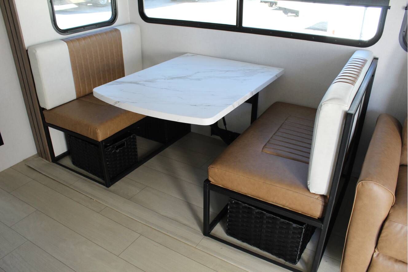A photo of this 2026 Crossroads SUNSET TRAIL 253RB