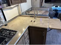 2020 THOR MOTOR COACH OMNI BB35