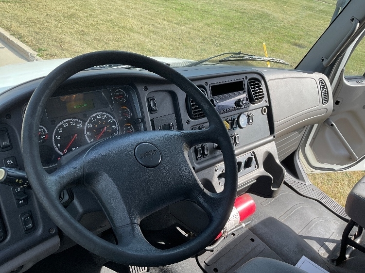 2019 Freightliner M2 106 Medium Duty photo 12