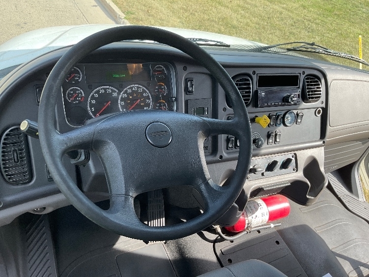 2019 Freightliner M2 106 Medium Duty photo 13