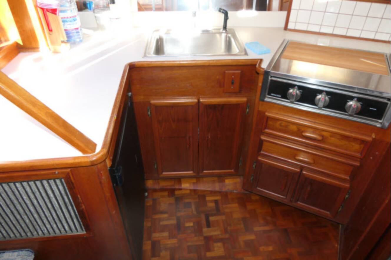 A photo of this 1987 Jersey 36 Convertible Sportfisher
