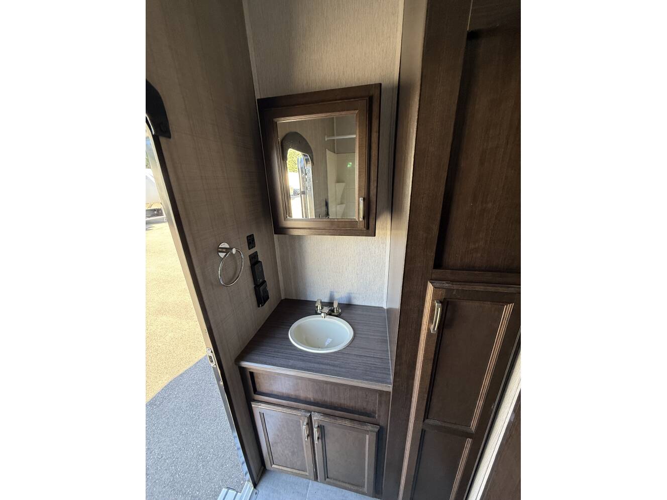 A photo of this 2018 Heartland SUNDANCE 3700RLB