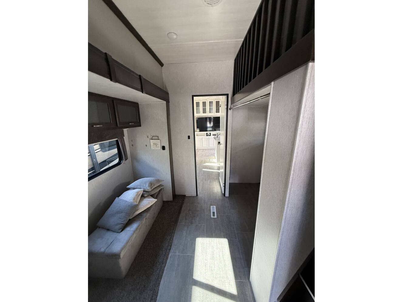 A photo of this 2018 Heartland SUNDANCE 3700RLB