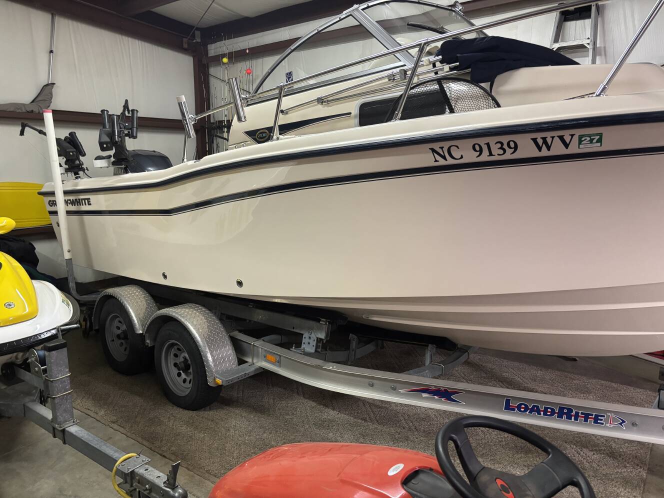 A photo of this 2004 Grady-White 208 Adventurer