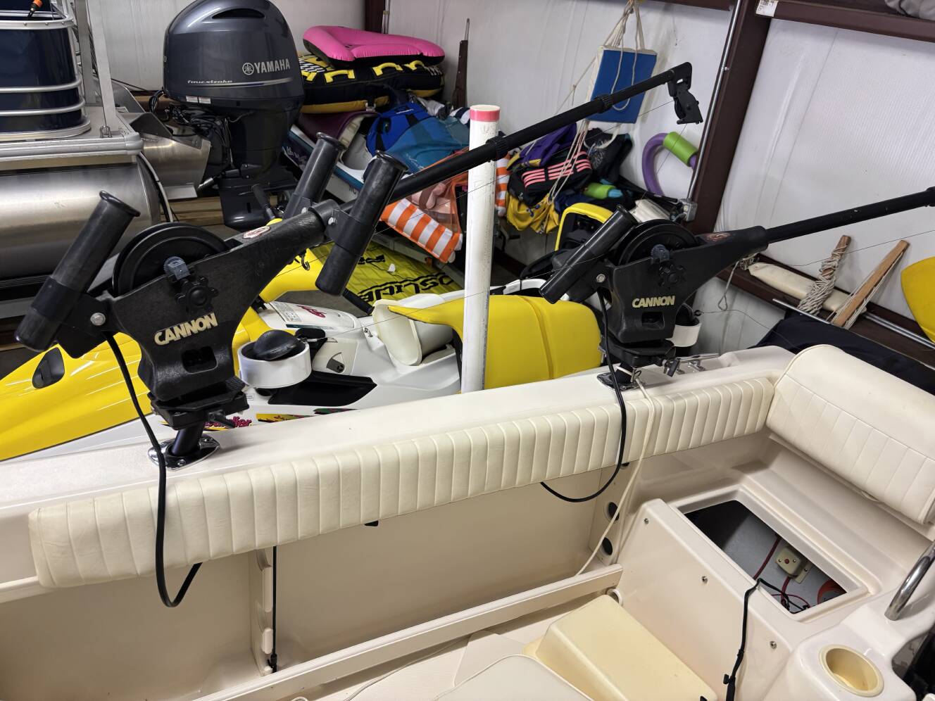A photo of this 2004 Grady-White 208 Adventurer