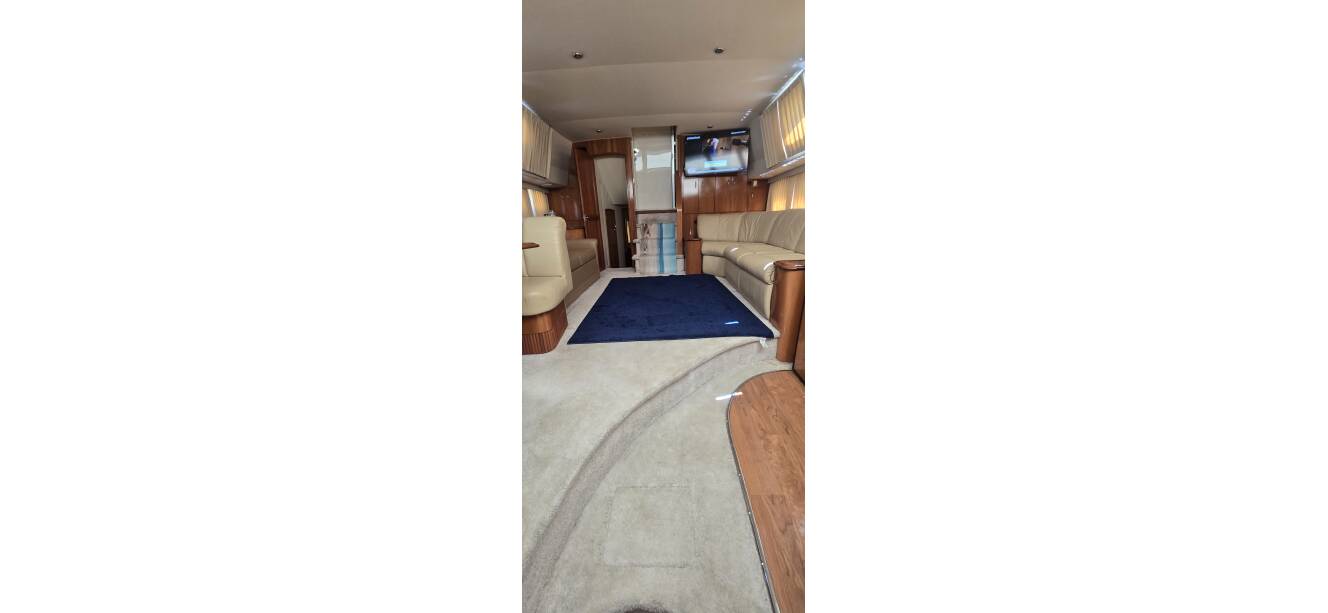 A photo of this 2006 Carver 444 Cockpit Motoryacht