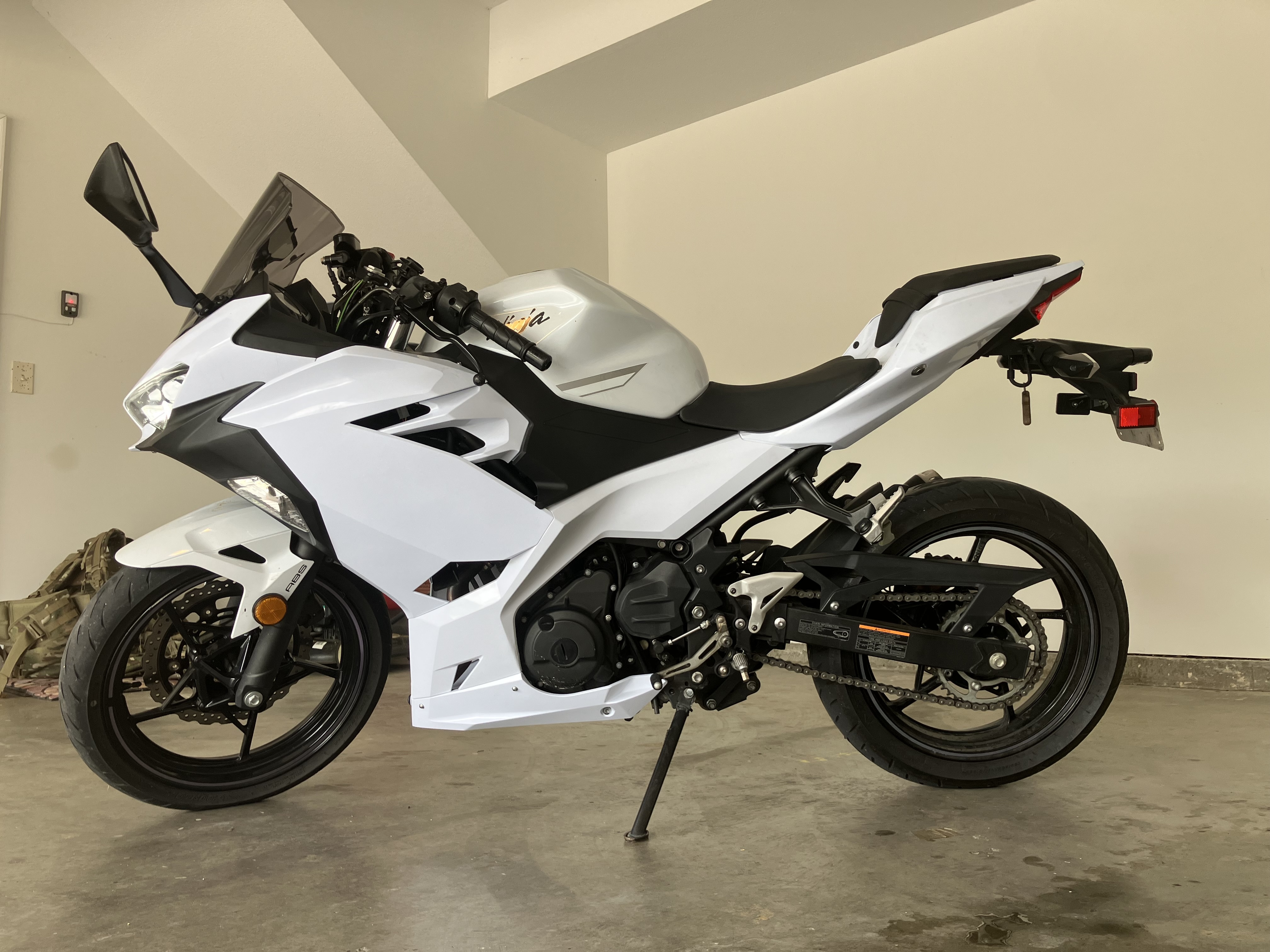 White Ninja 2001443 Motorcycles For Sale in Kansas - Cycle