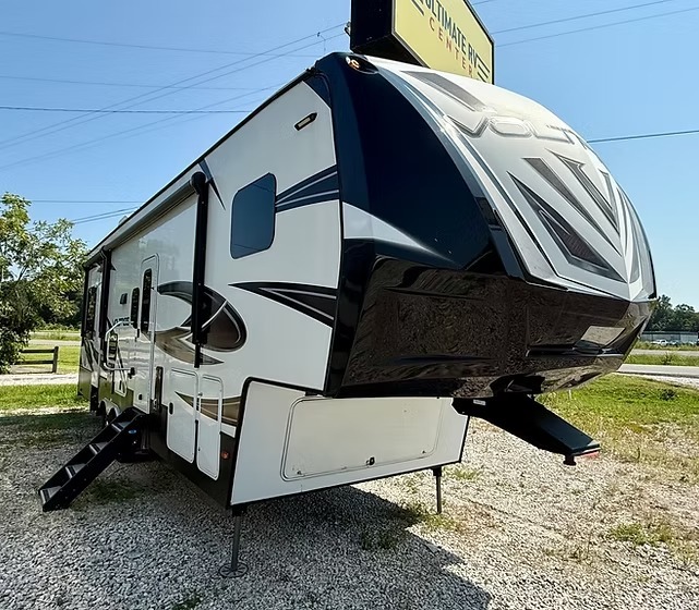 Dutchmen Voltage 3005 Toy Haulers For Sale - RV Trader