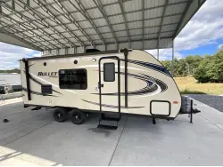 2016 KEYSTONE BULLET CROSSFIRE 2070BH