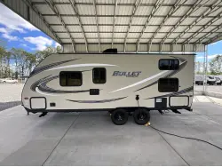 2016 KEYSTONE BULLET CROSSFIRE 2070BH
