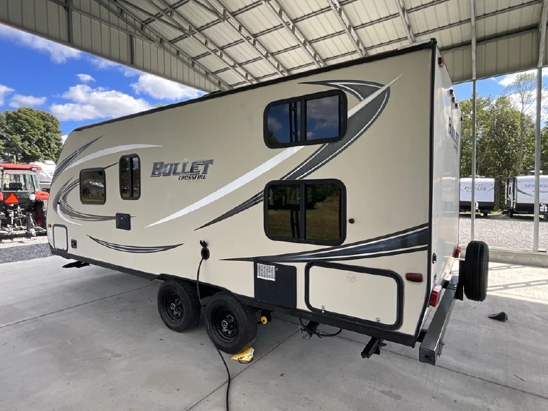 2016 KEYSTONE BULLET CROSSFIRE 2070BH