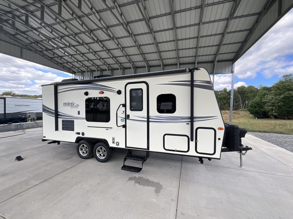 2016 Forest River ROCKWOOD MINI LITE 2306 RV