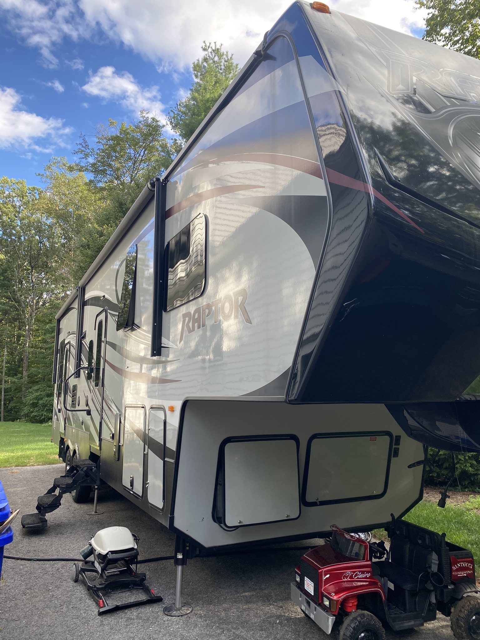 2015 Keystone Rapto Used 2015 Keystone Raptor 300mp in Norfolk, MA - 5038042743 - RV Trader