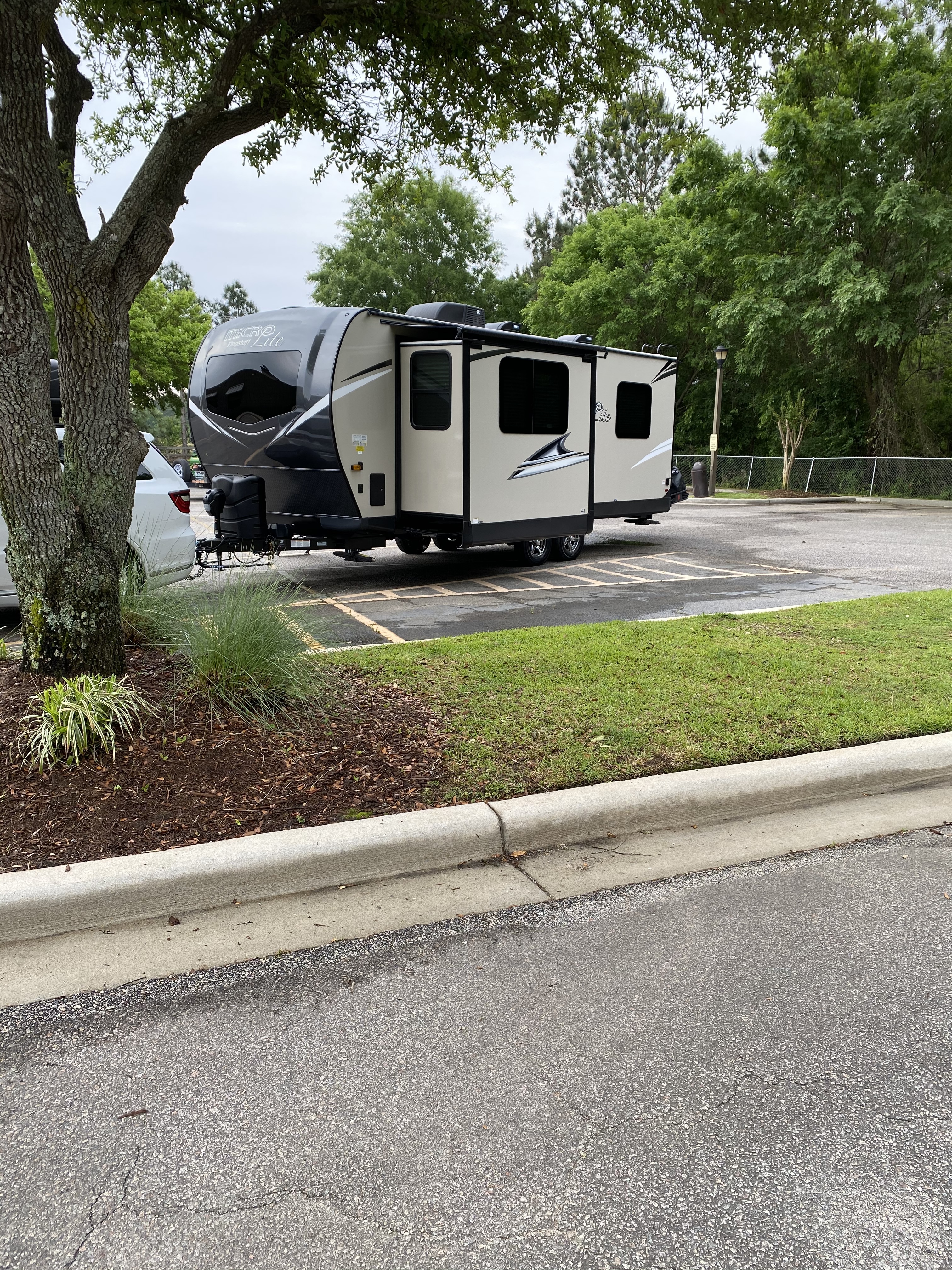 2021 Forest River FLAGSTAFF MICRO LITE 25FKS RV