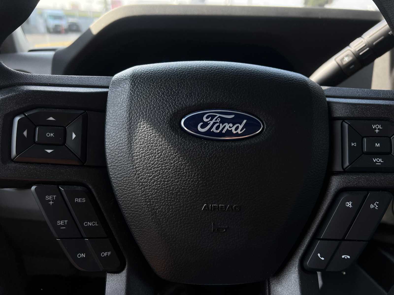 2024 Ford E-350 photo 13