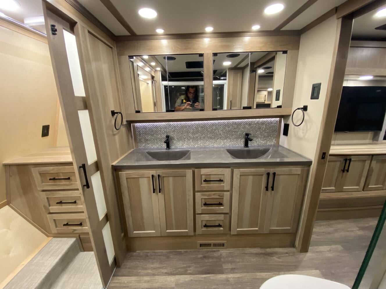 A photo of this 2026 Luxe TOY HAULER 46FB