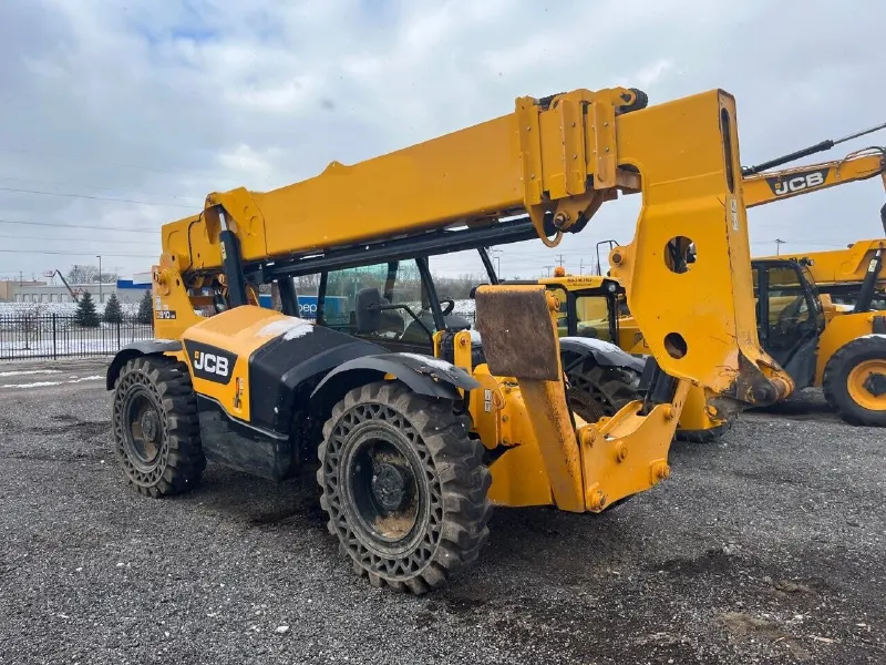 2017 JCB 510-56