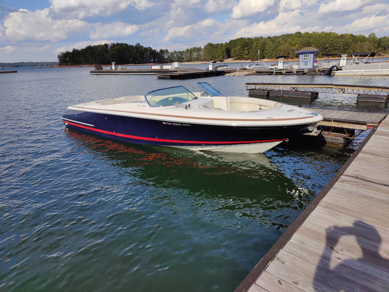 A photo of this 2004 Chris-Craft Launch 28