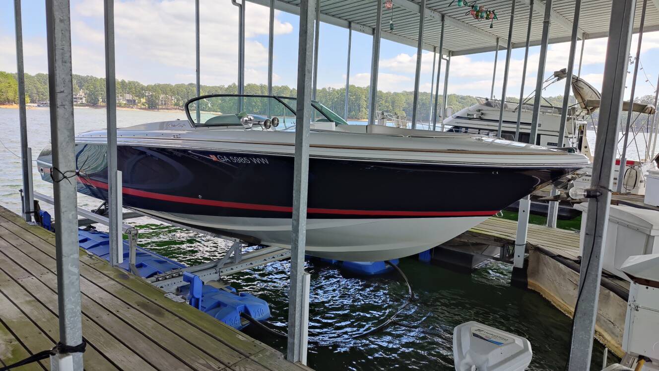 A photo of this 2004 Chris-Craft Launch 28