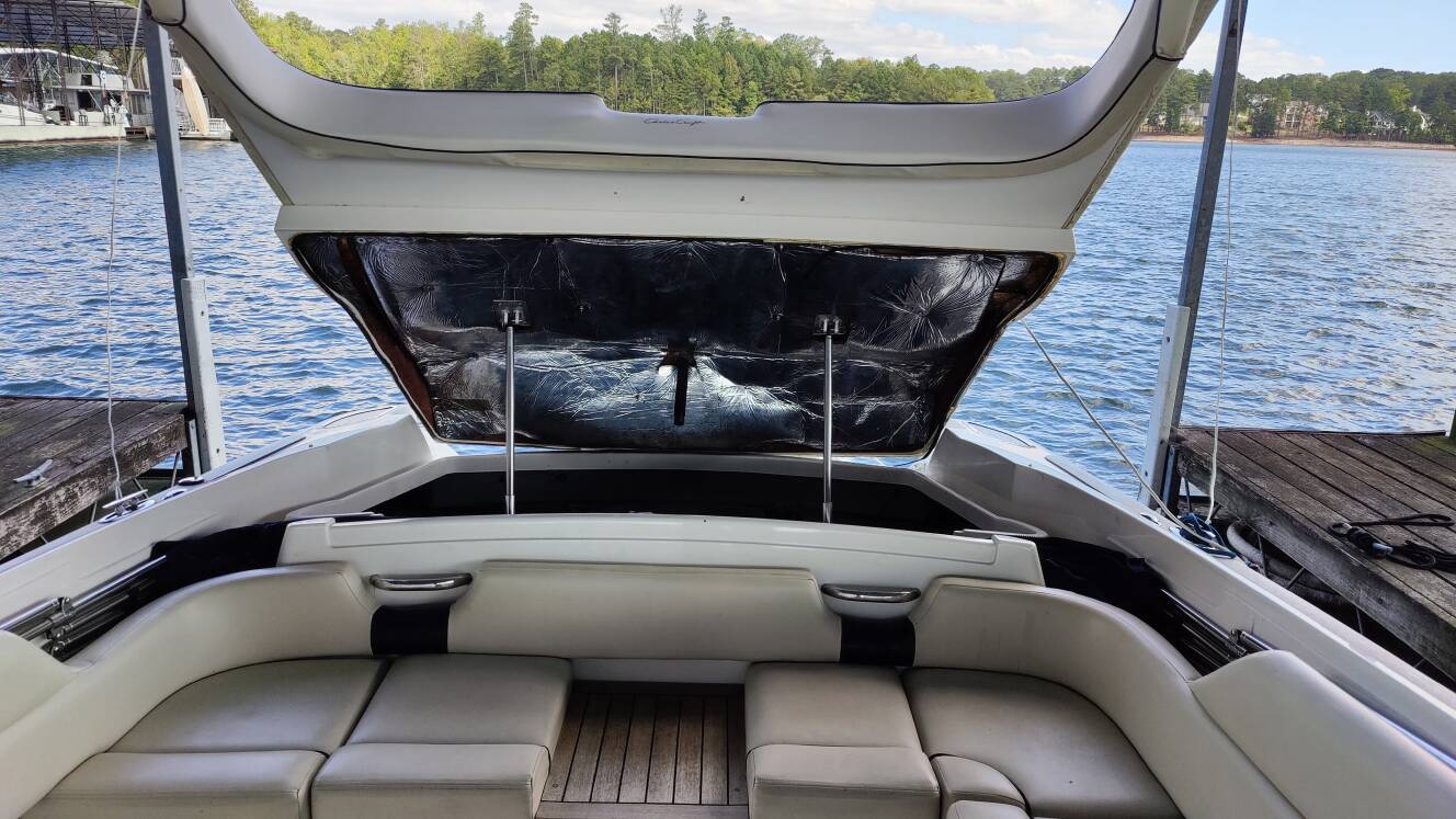 A photo of this 2004 Chris-Craft Launch 28