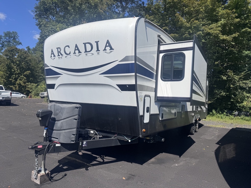 2022 Keystone ARCADIA 370RL in williamsburg MA
