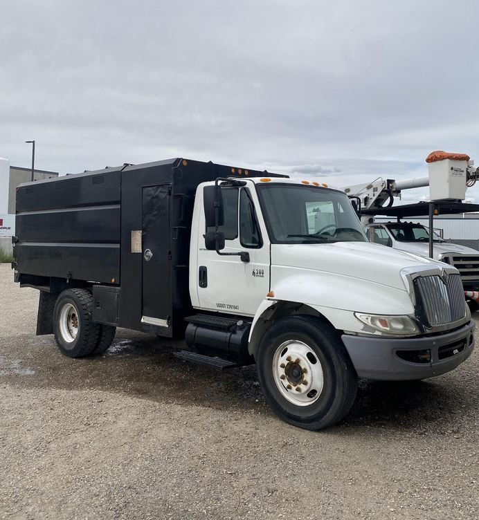 2007 INTERNATIONAL Durastar 4300 Chipper Truck in Idaho Falls, ID