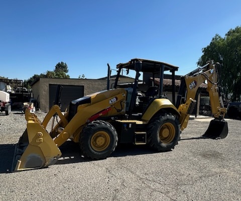 2024 CATERPILLAR 430 in Norco, CA