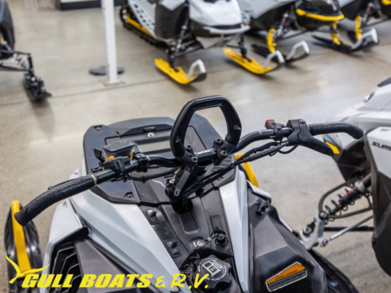A photo of this 2023 Ski-Doo Summit 154
