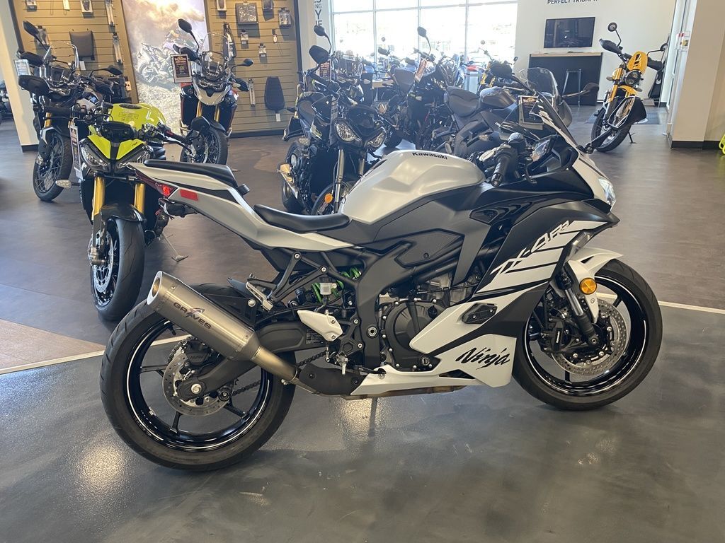 Silver Honda,husqvarna,kawasaki,suzuki,yamaha Ninja