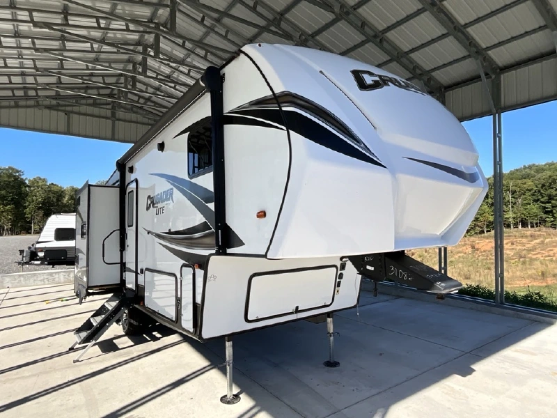 2020 PRIME TIME CRUSADER LITE 25RD